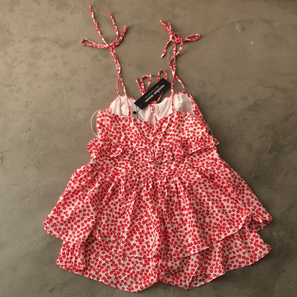 🖤 Sundae Muse Ruffle Romper - Picture 3 of 4